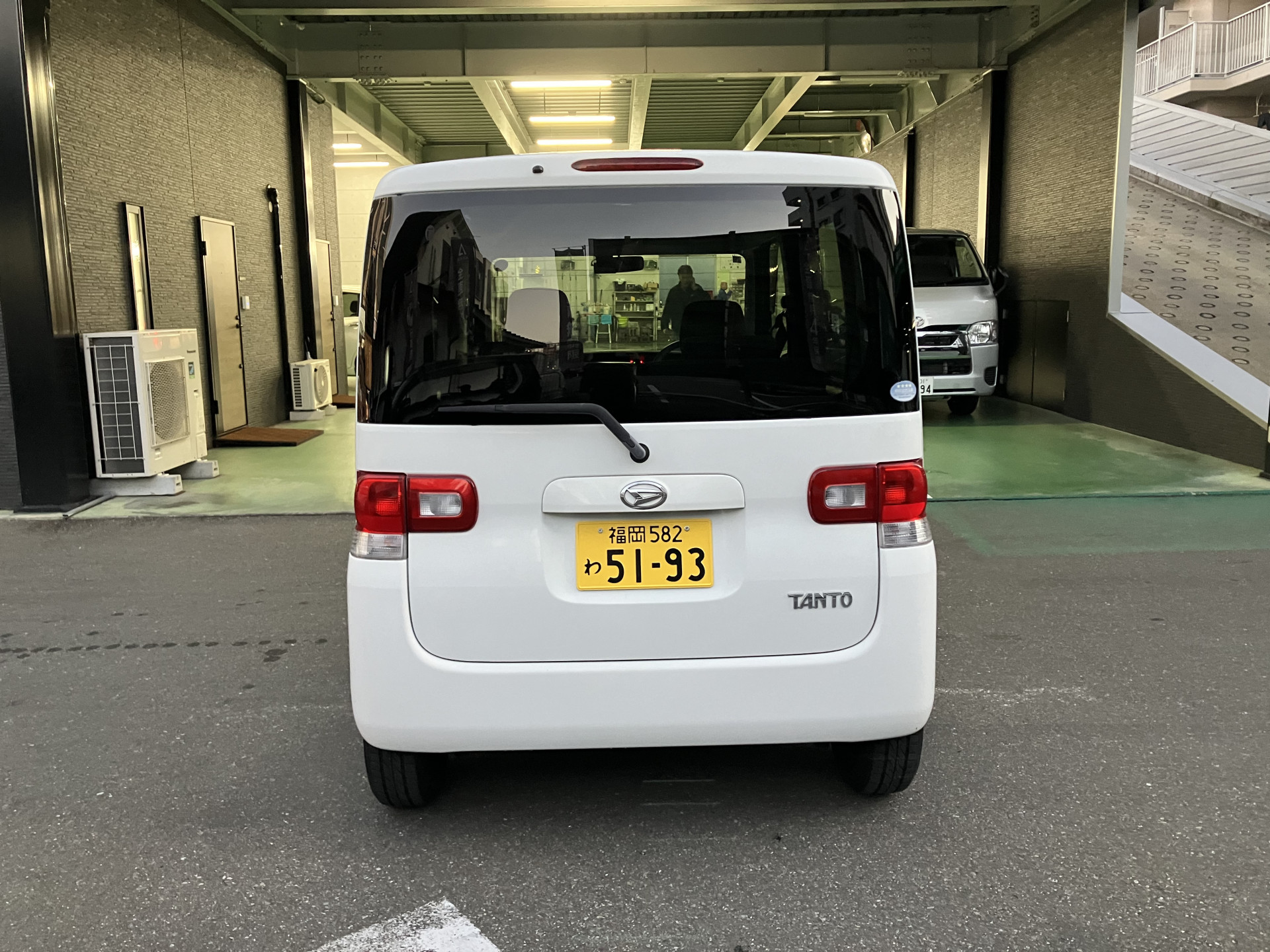 タント L
